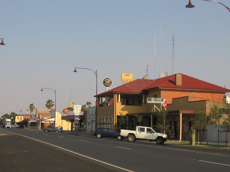 ملف:JerilderieStreetscape.JPG