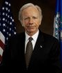 Joe Lieberman official portrait 2 (cropped 2).jpg