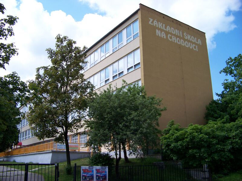ملف:Základní škola Na Chodovci.jpg