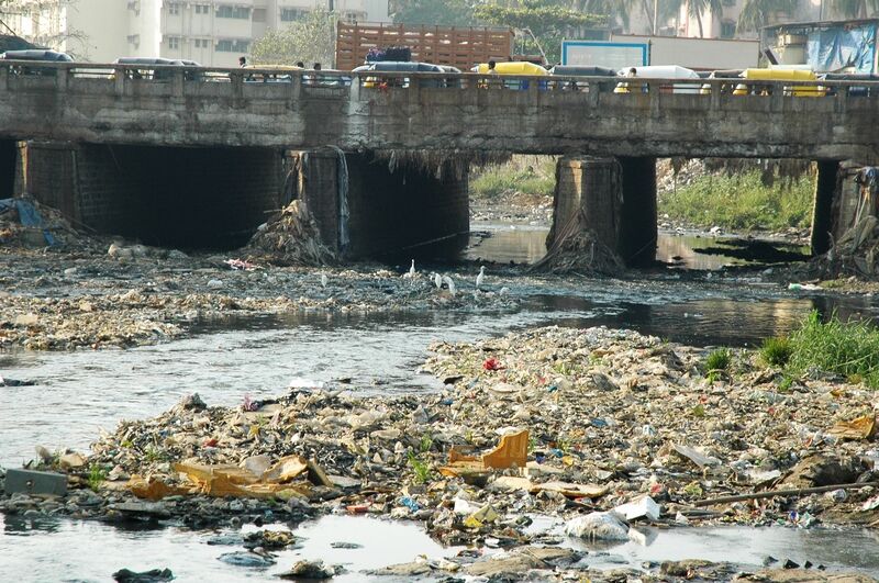 ملف:Oshiwara river.JPG