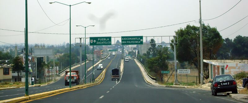 ملف:Blvd-Metropolitano-Puebla--Tlaxcala.jpg