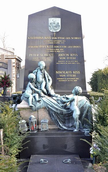 ملف:Kiss ittebe grab.jpg