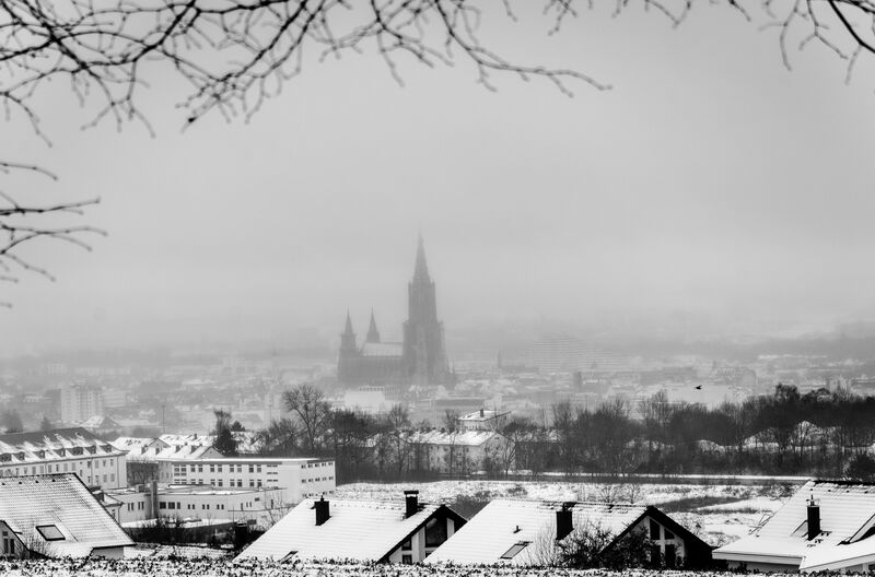 ملف:Misty day in Ulm.jpg