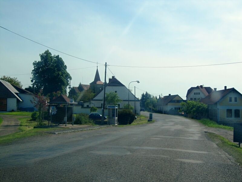 ملف:Slavošov, silnice.jpg