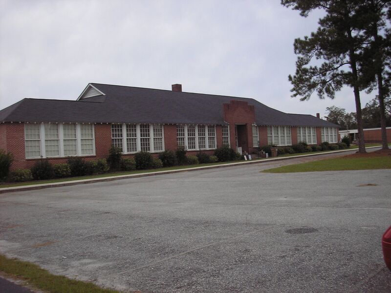 ملف:Sumner High School.JPG