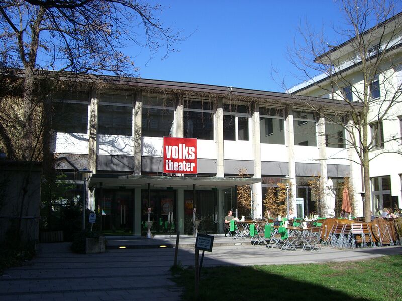 ملف:München - Volkstheater.jpg