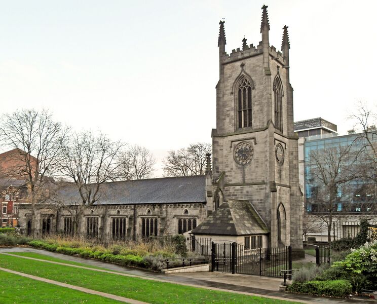 ملف:St johns leeds atoach.jpg