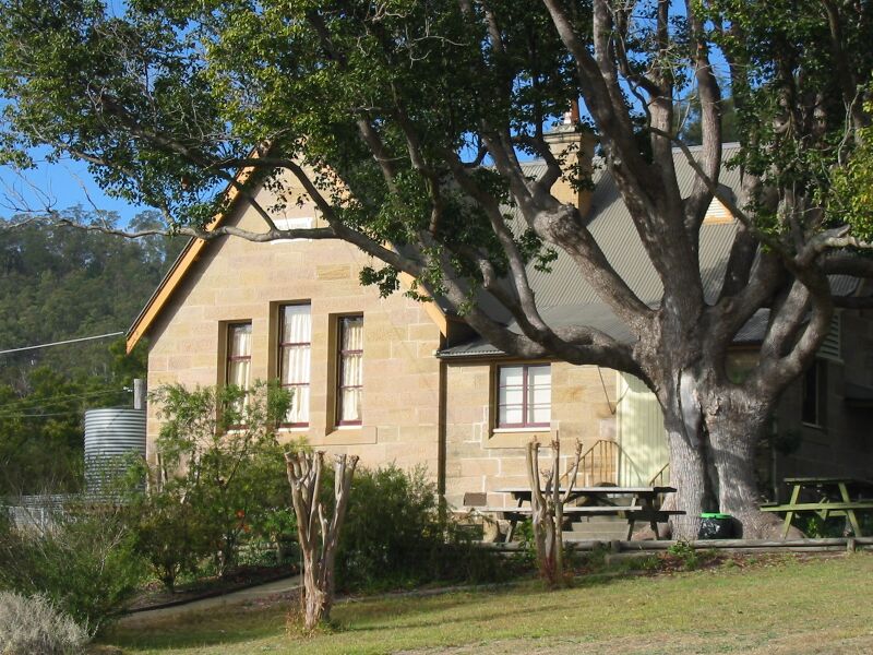 ملف:Wollombi-school.jpg