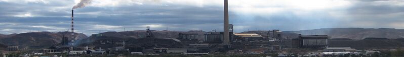 ملف:Mount Isa Mines 7-1.jpg