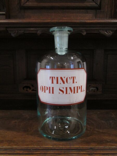 ملف:Opiumtinktur-Flasche.jpg