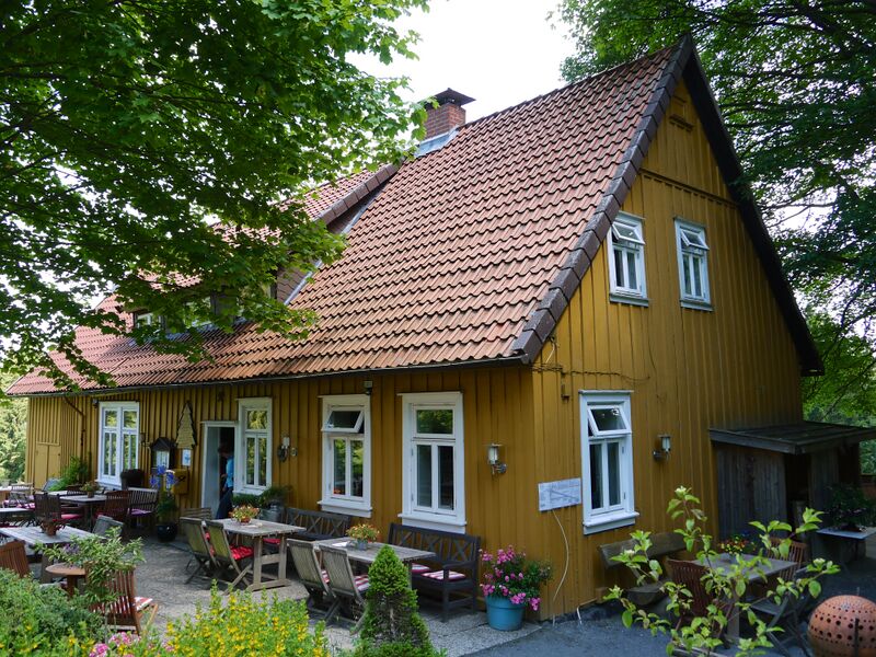 ملف:Polsterberger Hubhaus 2014-06.jpg