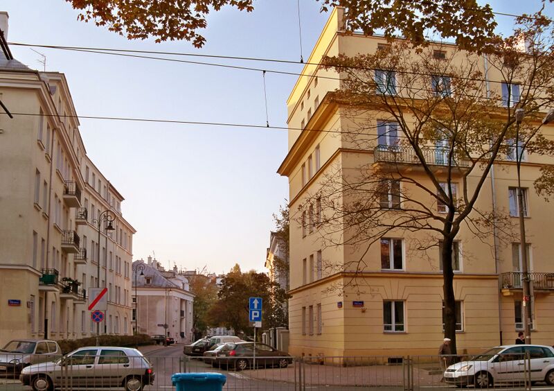 ملف:Róg Mianowskiego i Filtrowej.jpg