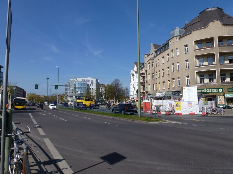 ملف:Tegel Berliner Straße-001.JPG