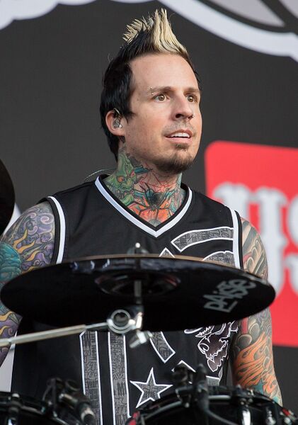 ملف:Jeremy Spencer 2014.jpg