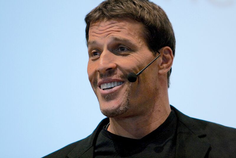 ملف:Tony Robbins.jpg