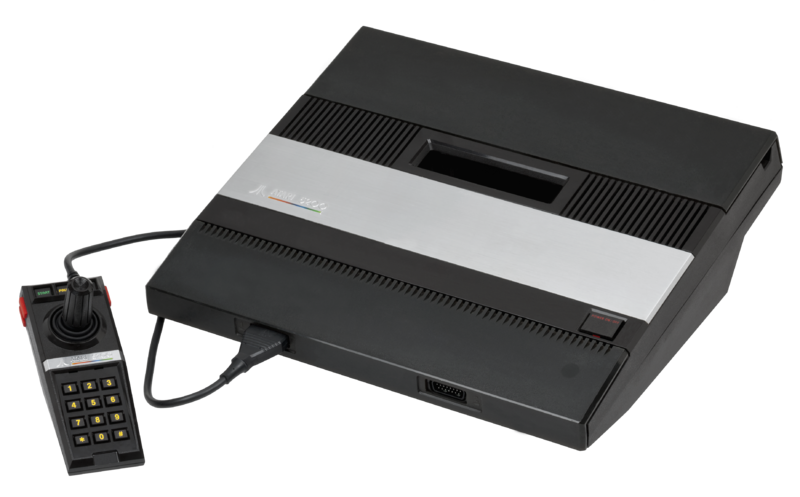 ملف:Atari-5200-Console-Set.png