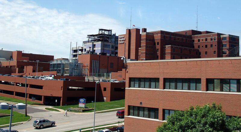 ملف:Boone Hospital Center.JPG