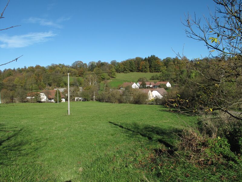 ملف:Chválov (Nechvalice), pohled.jpg