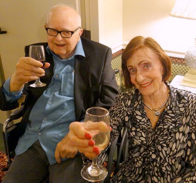 ملف:Harry&Nancy JDuncan.jpg