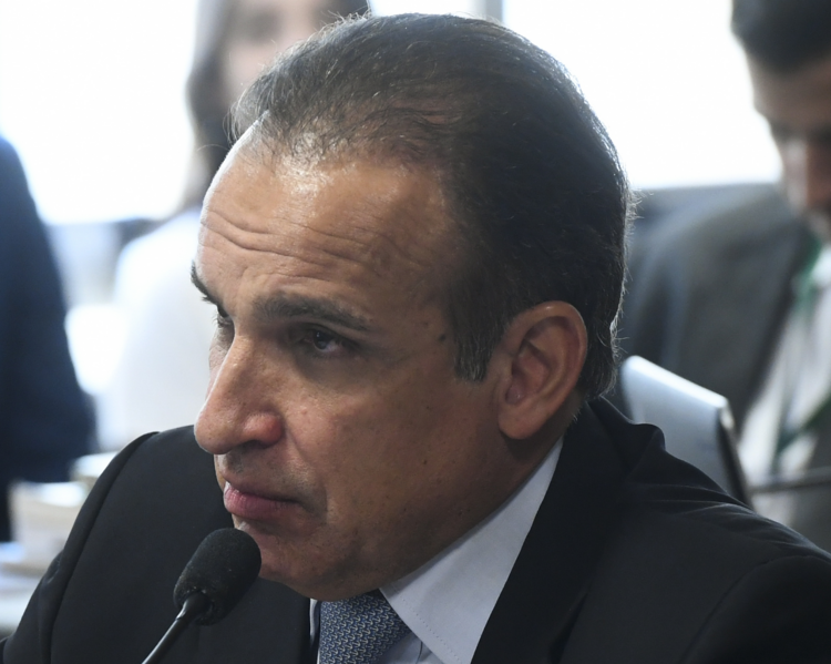 ملف:Hugo Leal (cropped).png