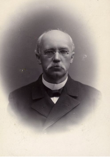 ملف:Knud A. Angell.png