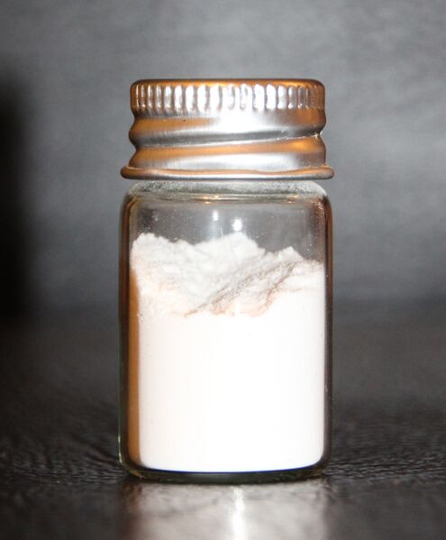 ملف:Sample of silicon dioxide.jpg