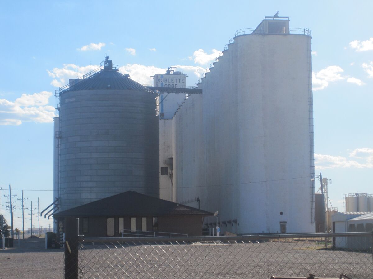 ملفSublette, KS Coop grain elevator IMG 5967.JPG المعرفة