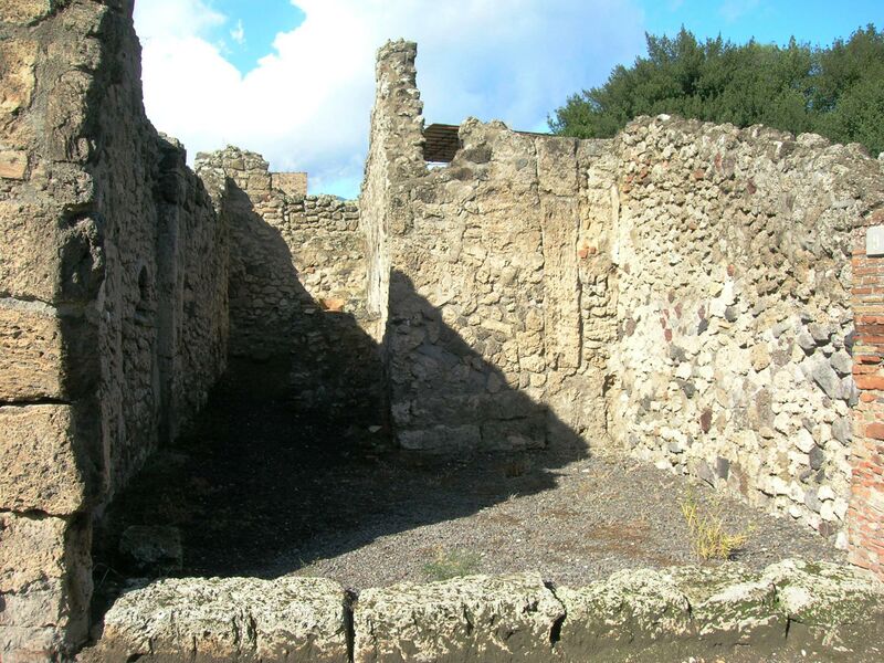 ملف:Bottega V.2.9. 1.JPG