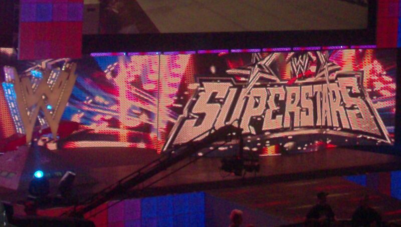 ملف:SuperstarsuniversalWWEHDset (cropped).JPG