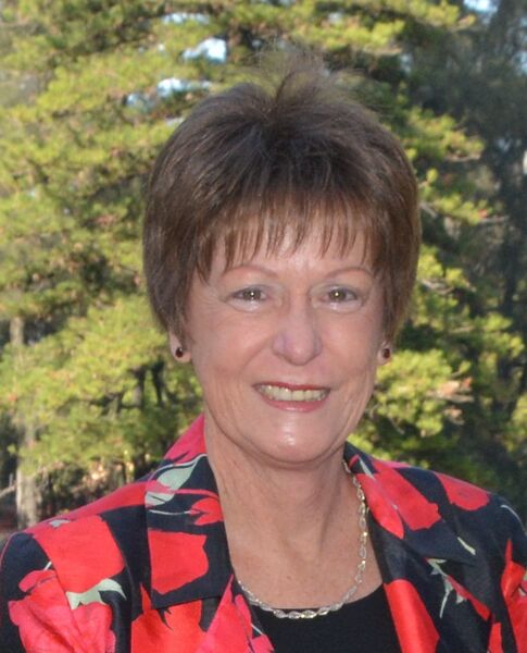 ملف:Andrea Mitchell MLA.jpg