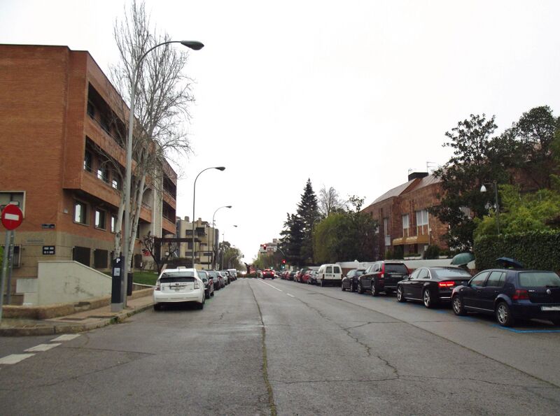 ملف:Calle de Henri Dunant.JPG