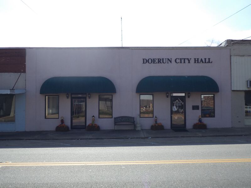 ملف:Doerun City Hall.JPG