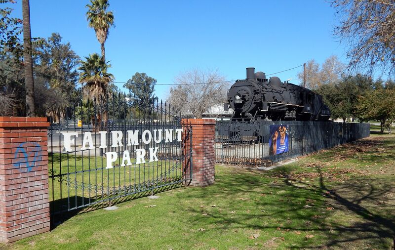 ملف:Fairmount park 1 train.jpg