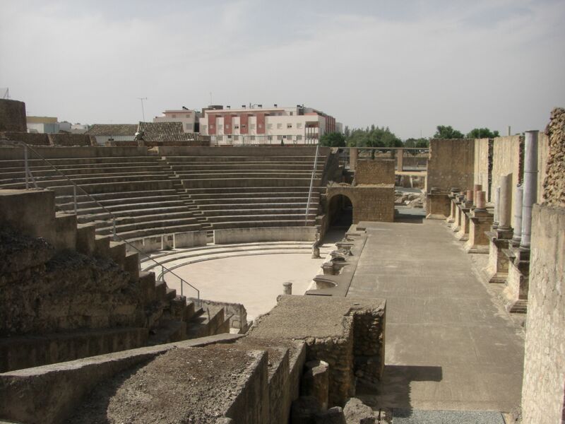 ملف:Italica Roman Theatre.JPG