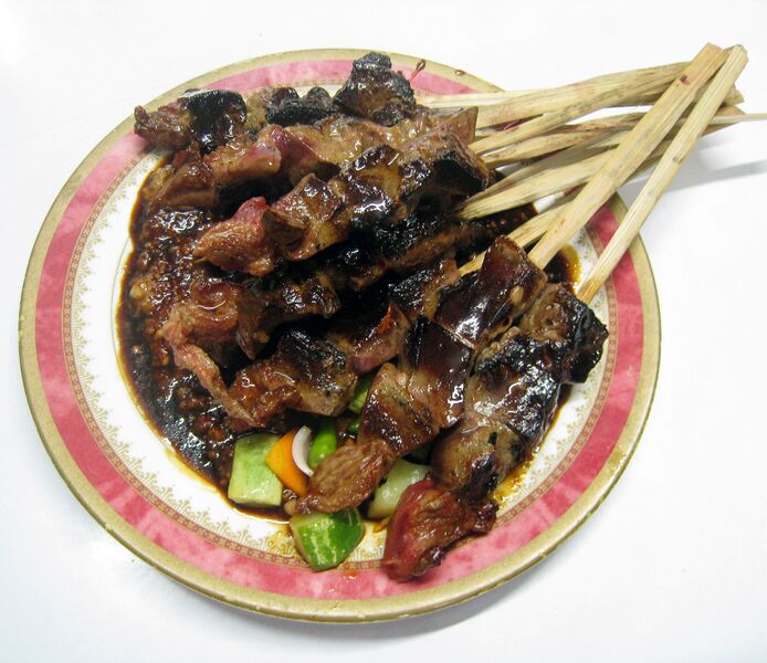 ملف:Sate Hati Kambing.JPG