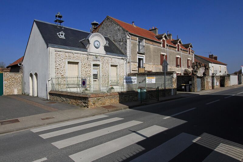 ملف:2012 guibeville 010.JPG