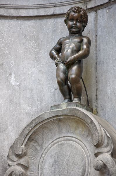 ملف:Bruxelles Manneken Pis.jpg