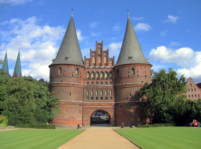 ملف:Holstentor04.jpg