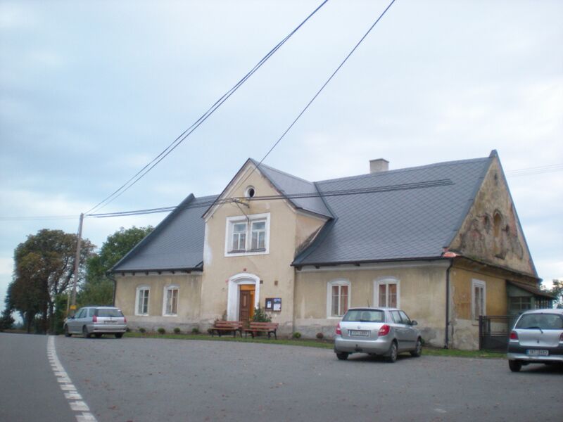 ملف:Rectory Cestlin.JPG