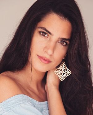 الفنانة اللبنانية كارمن بصيبص.jpg