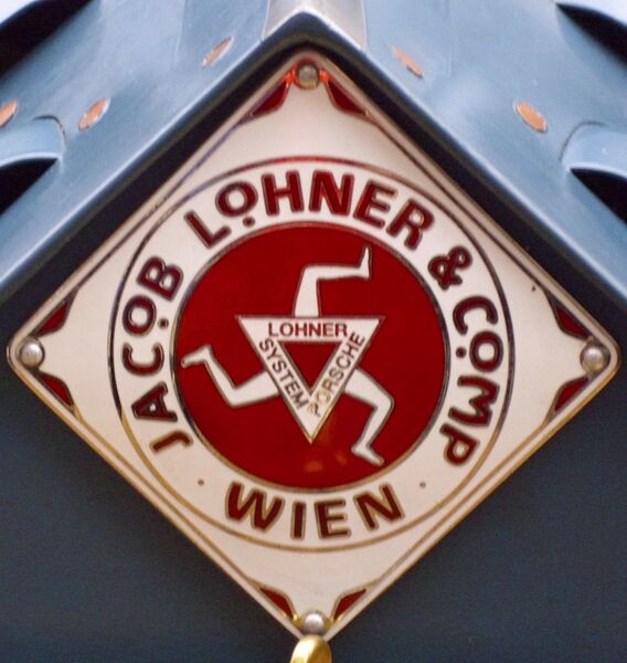 ملف:Emblem Lohner-Porsche.JPG