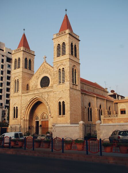 ملف:Lattakia, Latin Church.jpg