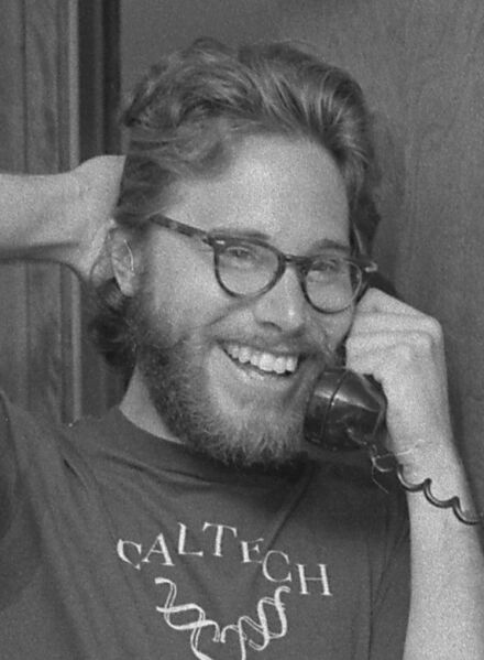 ملف:Richard Scheller, 1980.jpg