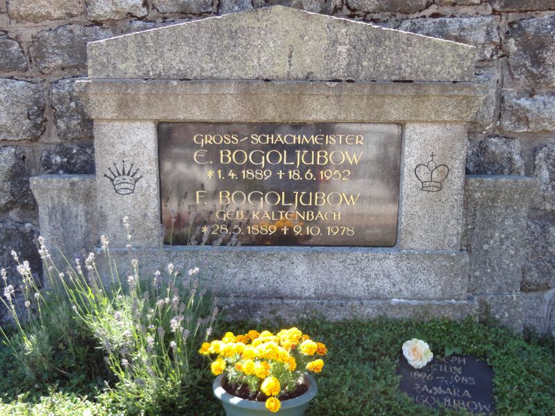 ملف:Bogoljubow Grabstein Triberg.JPG