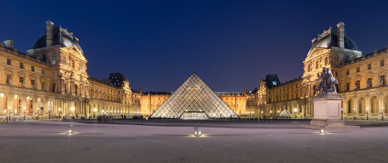 ملف:Louvre Museum Wikimedia Commons.jpg