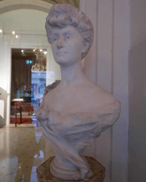 ملف:Avignon Vouland228b.jpg