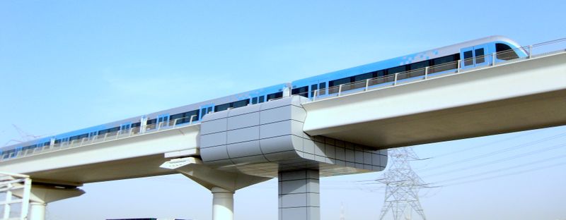 ملف:Dubai Metro.JPG