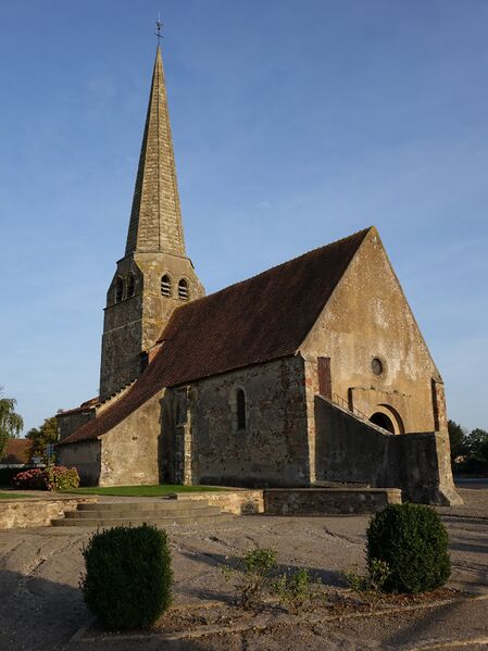 ملف:Eglise Saint-Martin de Chavenon.jpg