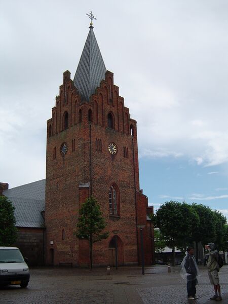ملف:Grenaa church.JPG
