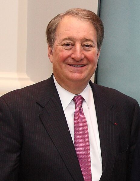 ملف:Howard Philip Milstein (cropped).jpg